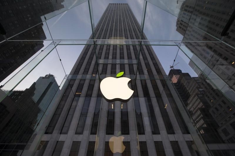 Apple Intelligence ‘not driving super cycle during holiday period’